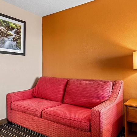 Days Inn By Wyndham Black River Falls - Access To Atv Trail Экстерьер фото