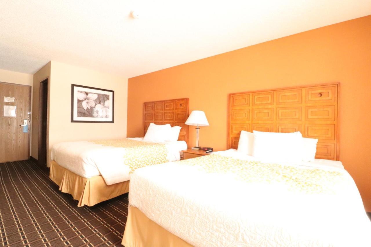 Days Inn By Wyndham Black River Falls - Access To Atv Trail Экстерьер фото