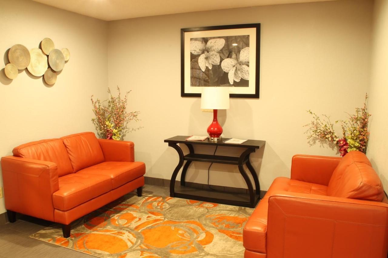 Days Inn By Wyndham Black River Falls - Access To Atv Trail Экстерьер фото