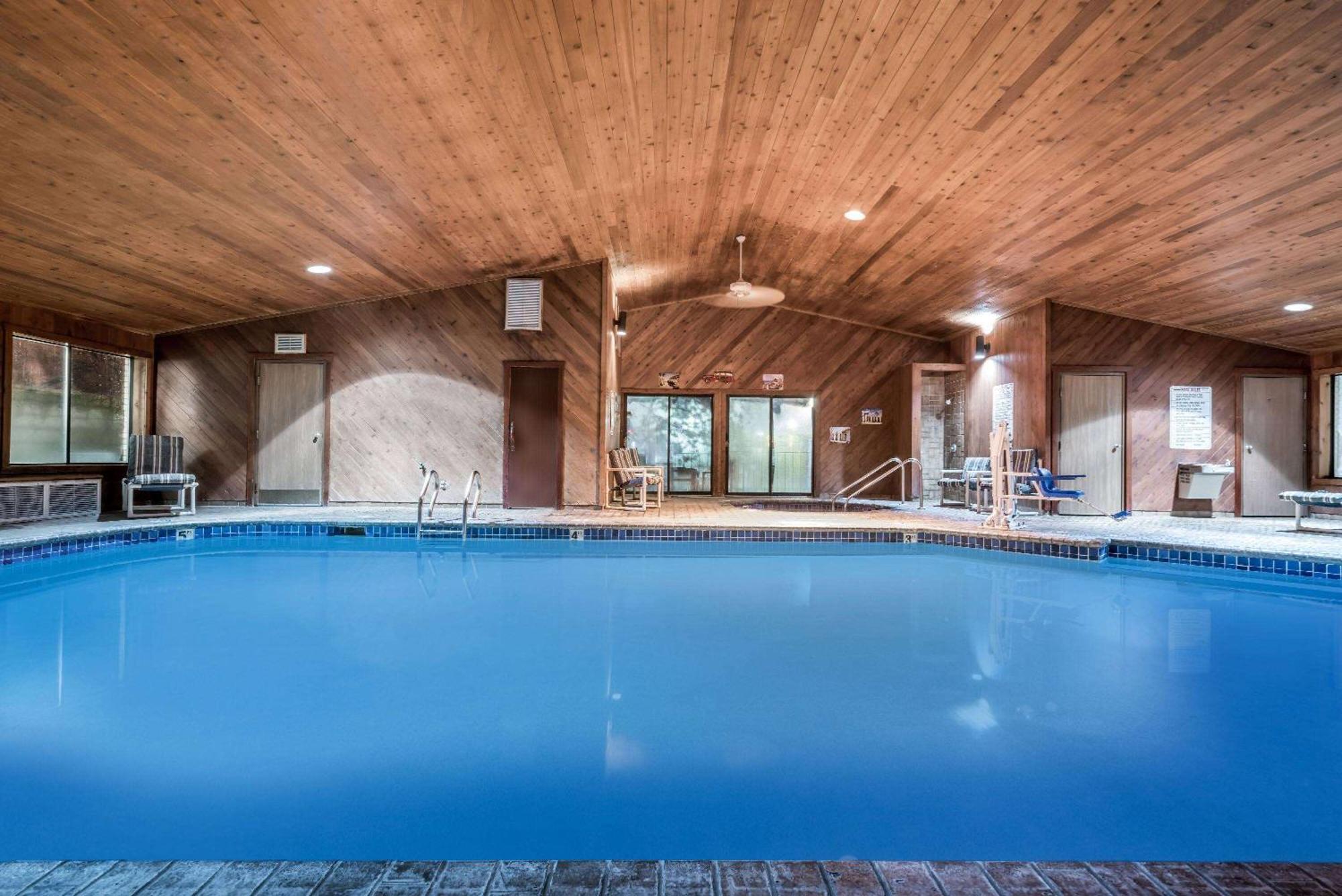 Days Inn By Wyndham Black River Falls - Access To Atv Trail Экстерьер фото