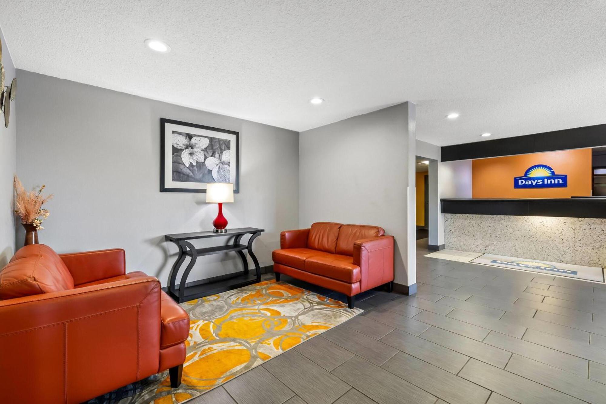 Days Inn By Wyndham Black River Falls - Access To Atv Trail Экстерьер фото